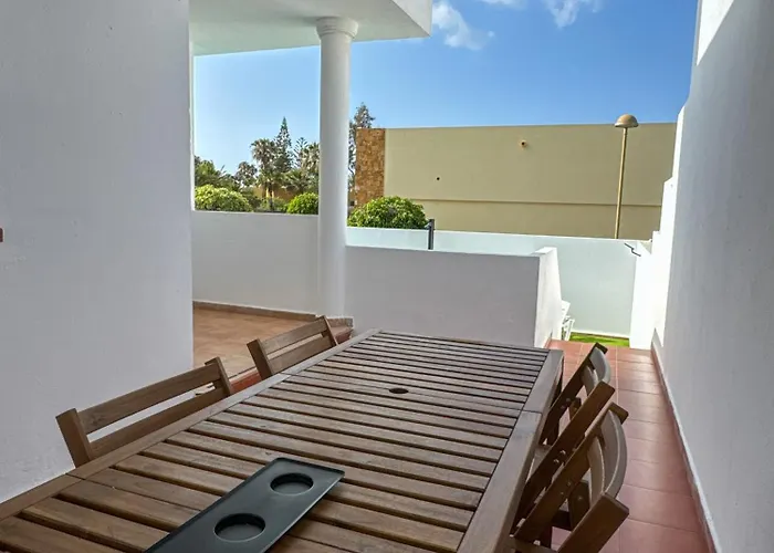 Surf And House קורלחו