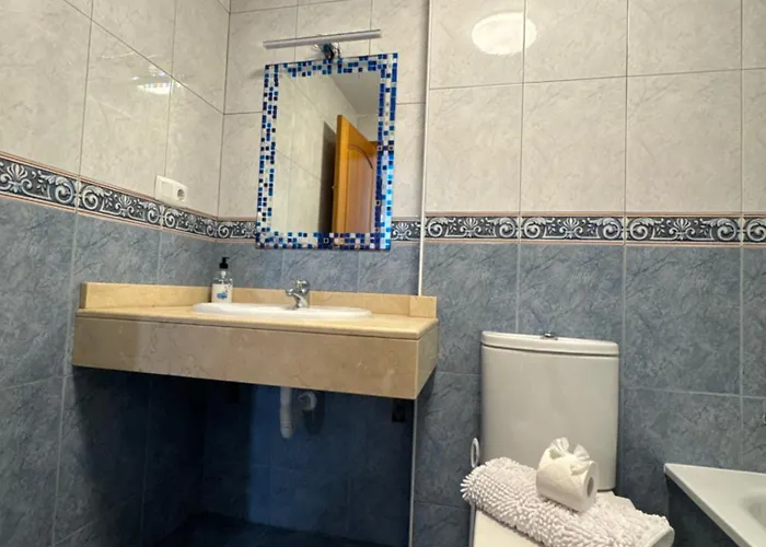 Surf And House בית הארחה *