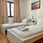 Surf And House Guest house *
